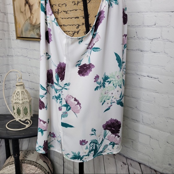 New York & Company floral blouse - Picture 7 of 11